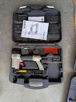 Porter-Cable Brad Nailer with Case and Manual