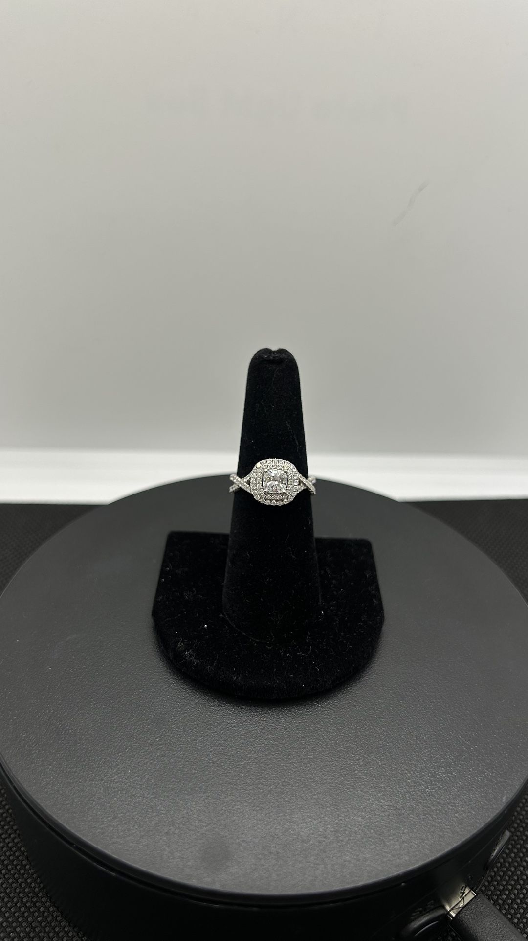 14KW 1.38CTW Cushion Cut Bridal