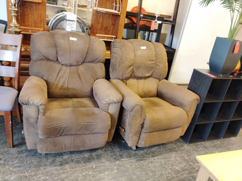 Nice Recliner