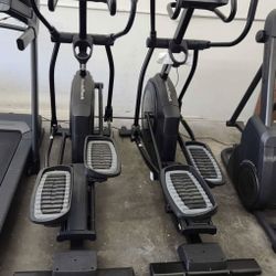 FULLERTON - Nordictrack Airglide Ellipticals - Airglide 7i (380$) and Airglide 14i (500$)