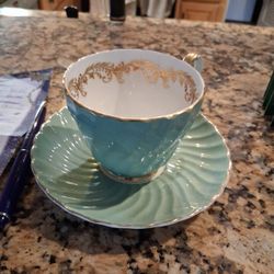 Ainsley English Bone China Gold Trim