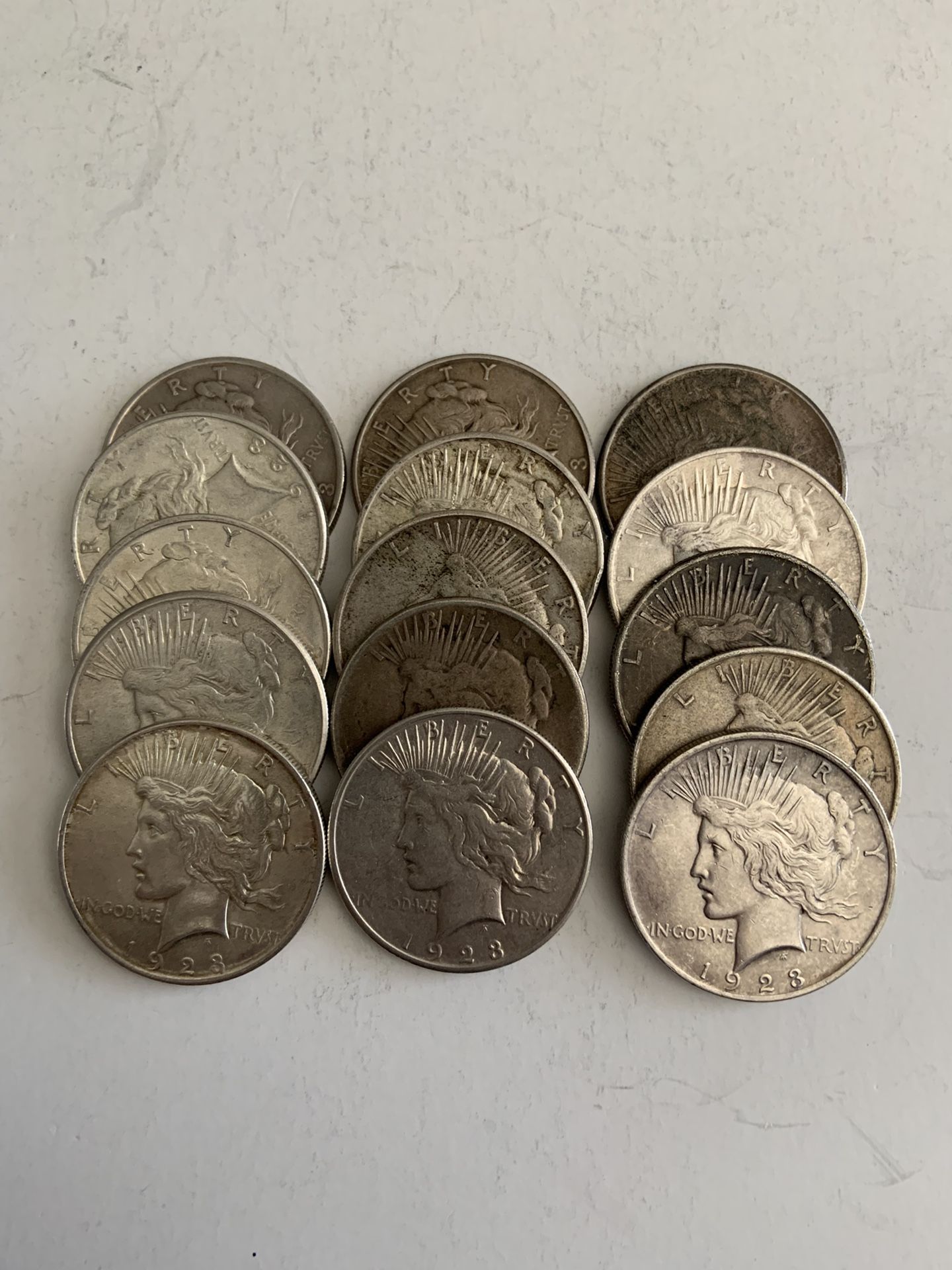 15 Peace silver dollars, very nice coins peace dollars 1923, check out my other post