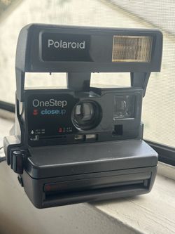 Vintage Polaroid One Step Close Up 600 Film Instant Camera w/ Strap - Works!