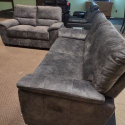 New Sofa And Loveseat Both 