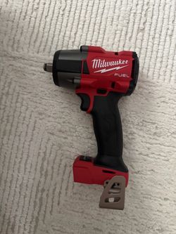Milwaukee FUEL Cordless Impact Wrench Tool Only