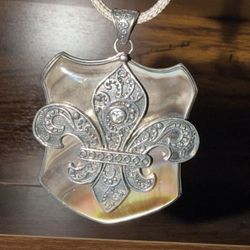 Rodney de Gruchy Sterling Wheat/Byzantine Chain Necklace With Fleur-de-Los Mother Of Pearl Pendant 