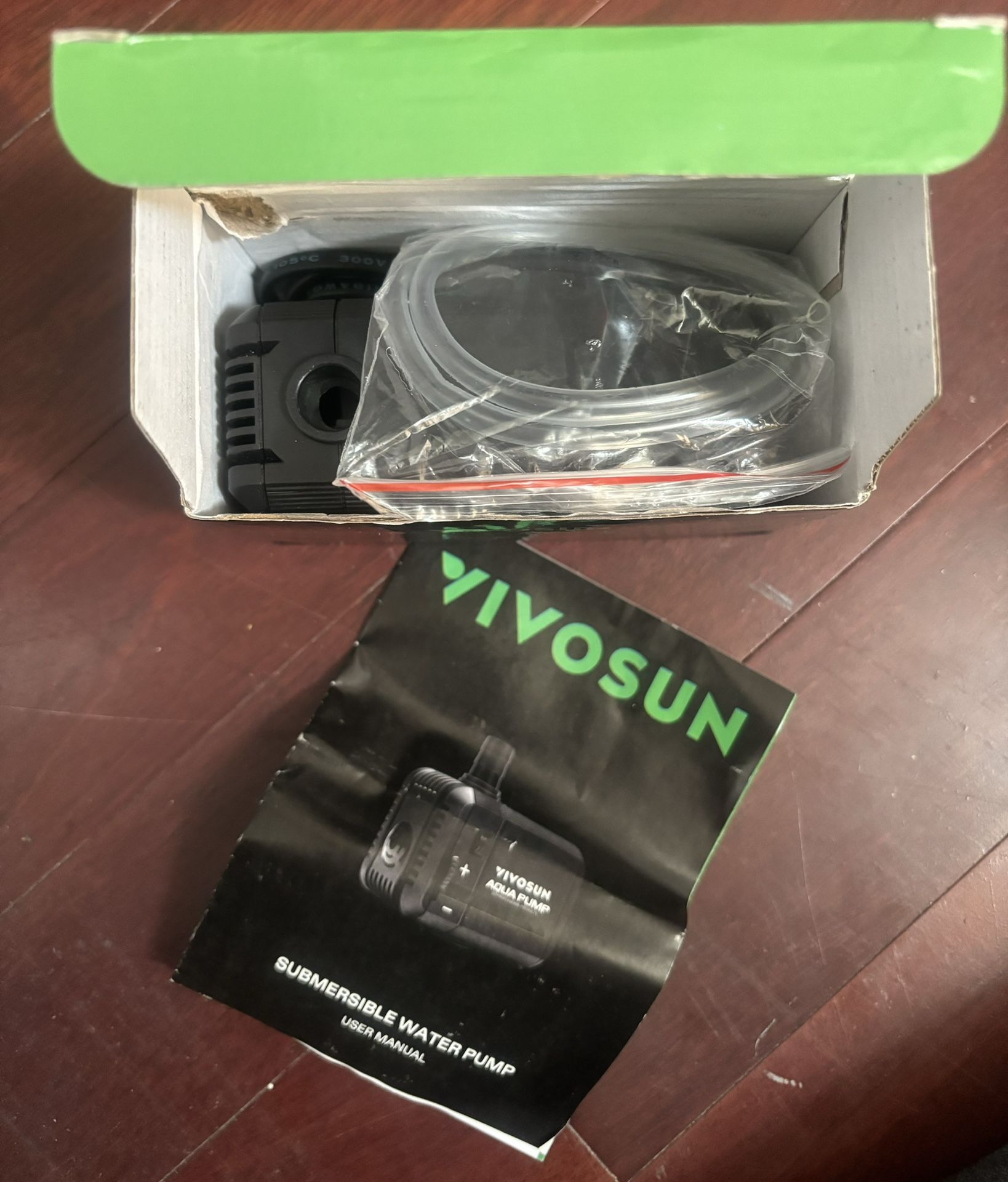 Vivosun Submersible Pump 8W 210GPH, New