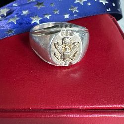 Vintage World War II , 925 Sterling Silver With Eagle Symbol. Size 10.75, Hallmarked Kinney Sterling