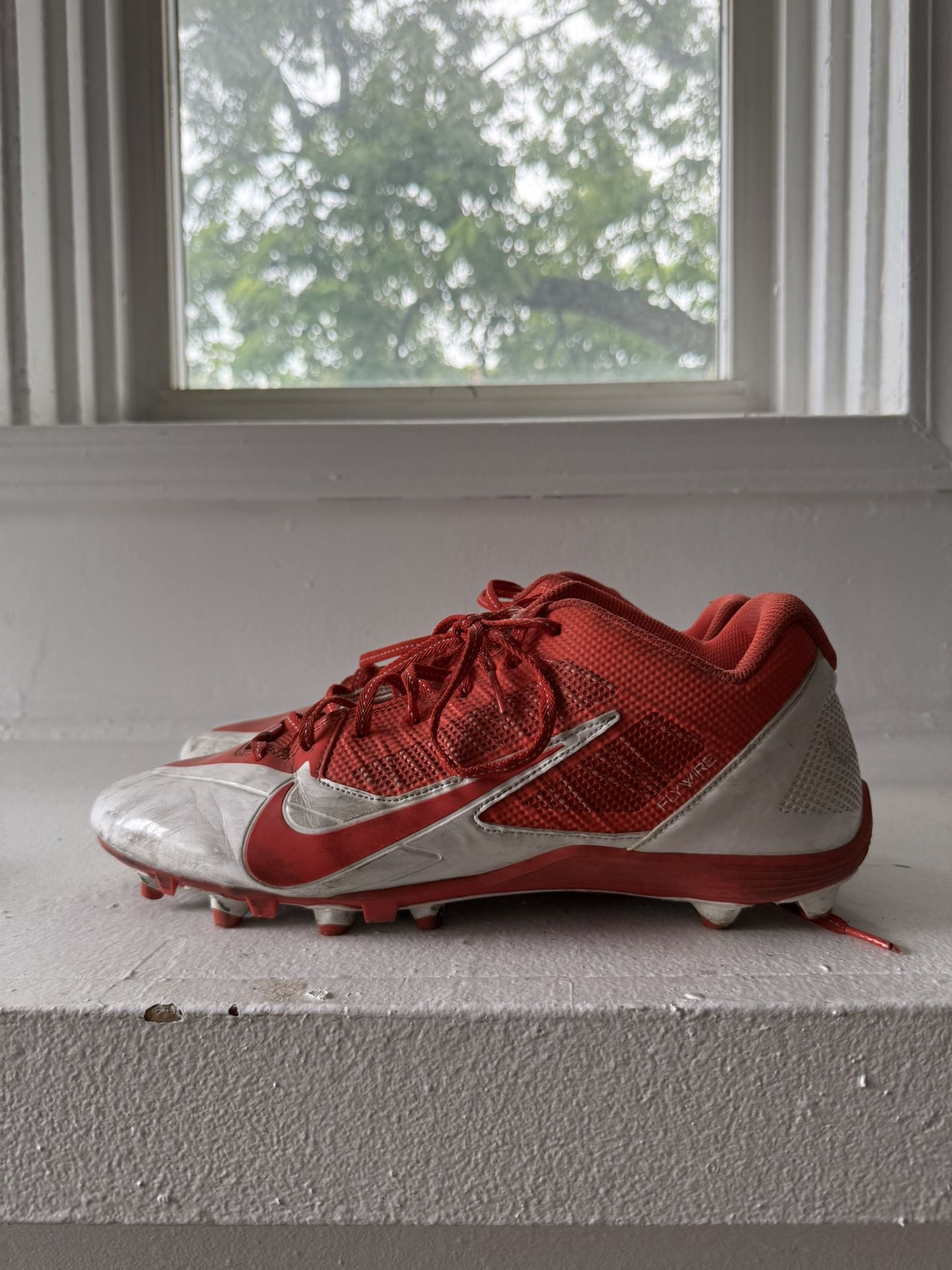 Vapor Cleats – Size 14