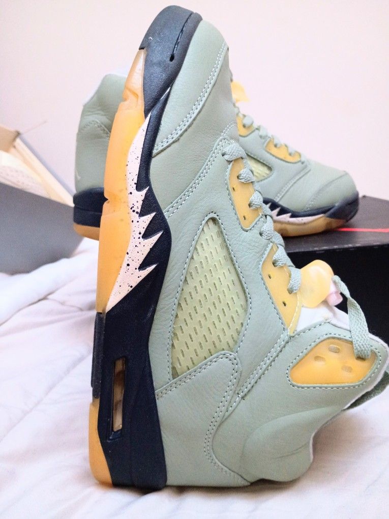 Air Jordan 5 Trophy Room SP