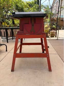 10” table saw include blade/ sierra de mesa