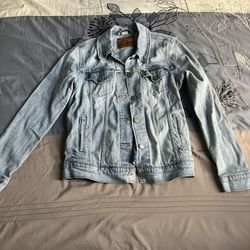 Women’s Denim Jacket 