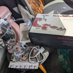 Kitchen Aid Pink And White Set With Accesories 