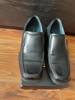 Black Shoes Size 7.5