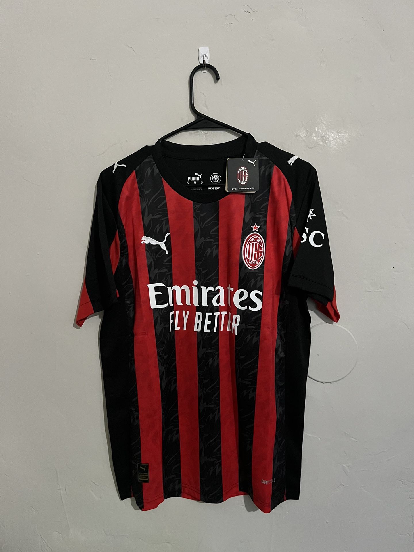 AC Milan 2025-26 Home Jersey (medium Large XL)