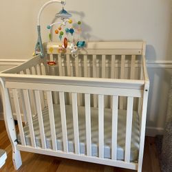 Mini Crib+Free Waterproof Mattress $100