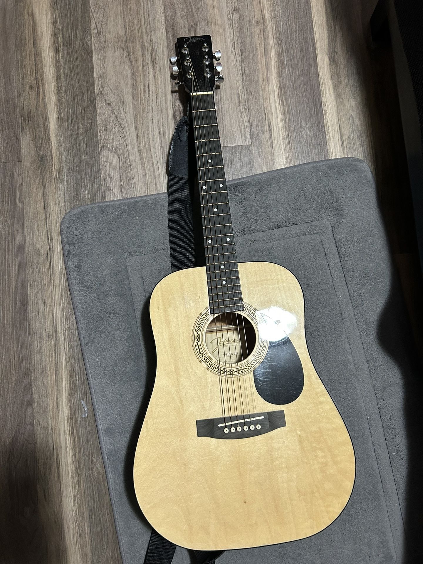 Acoustic Guitar