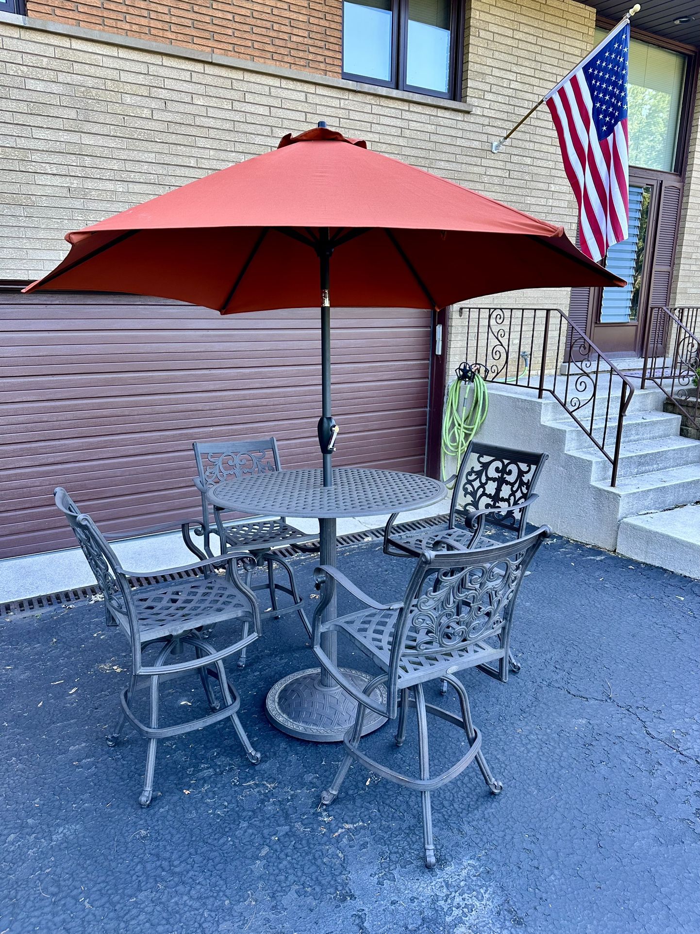 Cast Aluminum Patio Set, Over $2000 When New, 42” Table With 4 Swivel Bar Height Stools, And Umbrella, High End Set,