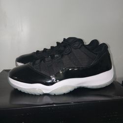 Air Jordan 11 Retro Low Space Jam Men Size 9.5 W/Box Price FIRM