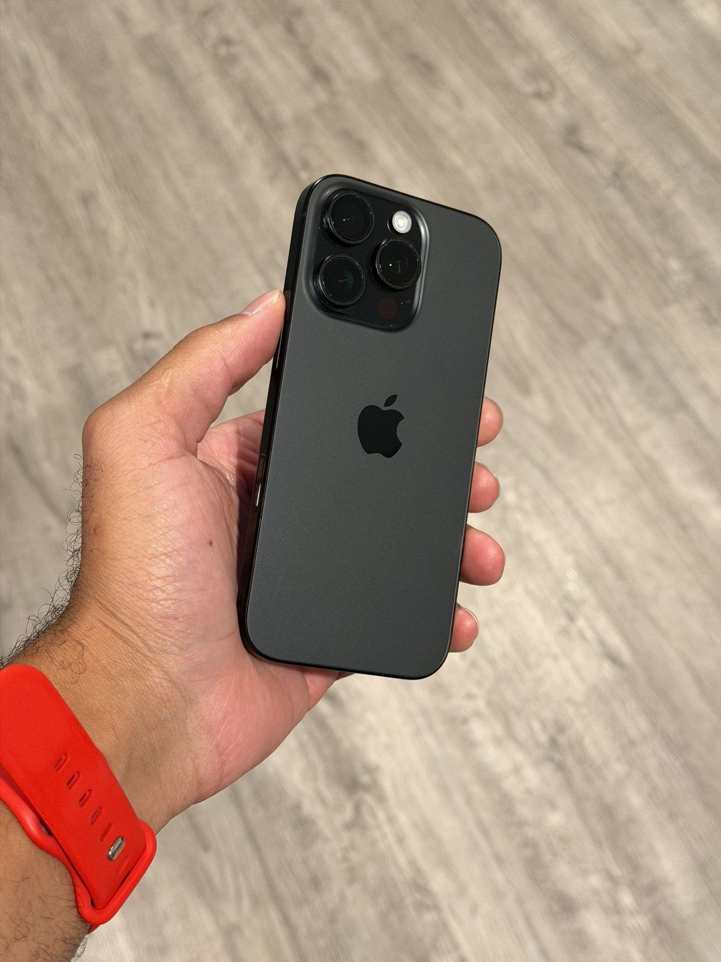 iPhone 16 Pro 128GB Unlocked