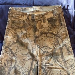 Hollister Baggy Camo Jeans 