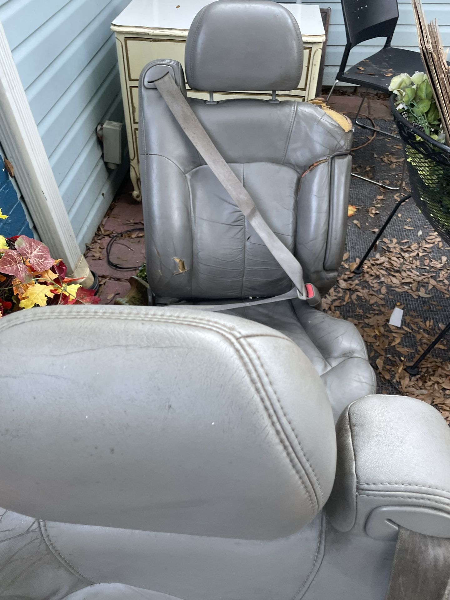 gmc sierra seats