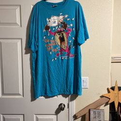 Size.3XL. Long vintage Tasmanian devil T-shirt.