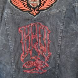 Womens Large Harley Davidson Black Jean Jacket With Red Flames