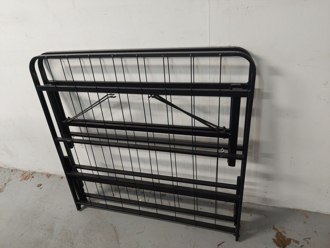 Foldable 14 Inch Metal Platform Twin Bed Frame