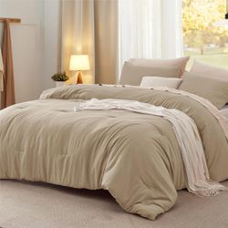 Bedsure Oversized King Comforter Set, cotton like Khaki 3-Piece, 120"x98",