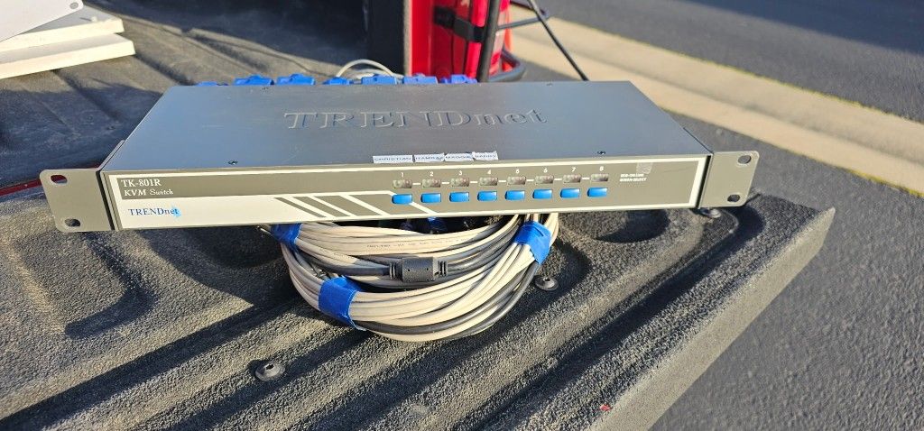 TrendNet TK801R KVM SWITCH