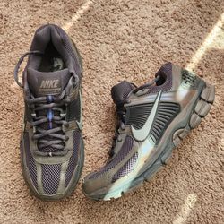 Nike Vomero Shoes