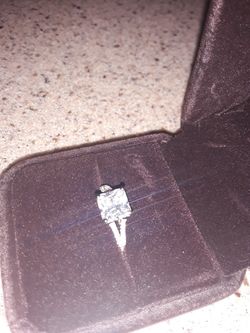 Princess cut lab diamond over 14k 9.25