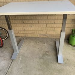 Heavy Heavy Table Free