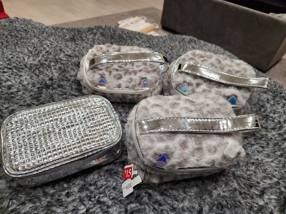 Pouch Many Different. Brand New Each For 6.All R Very Nice .