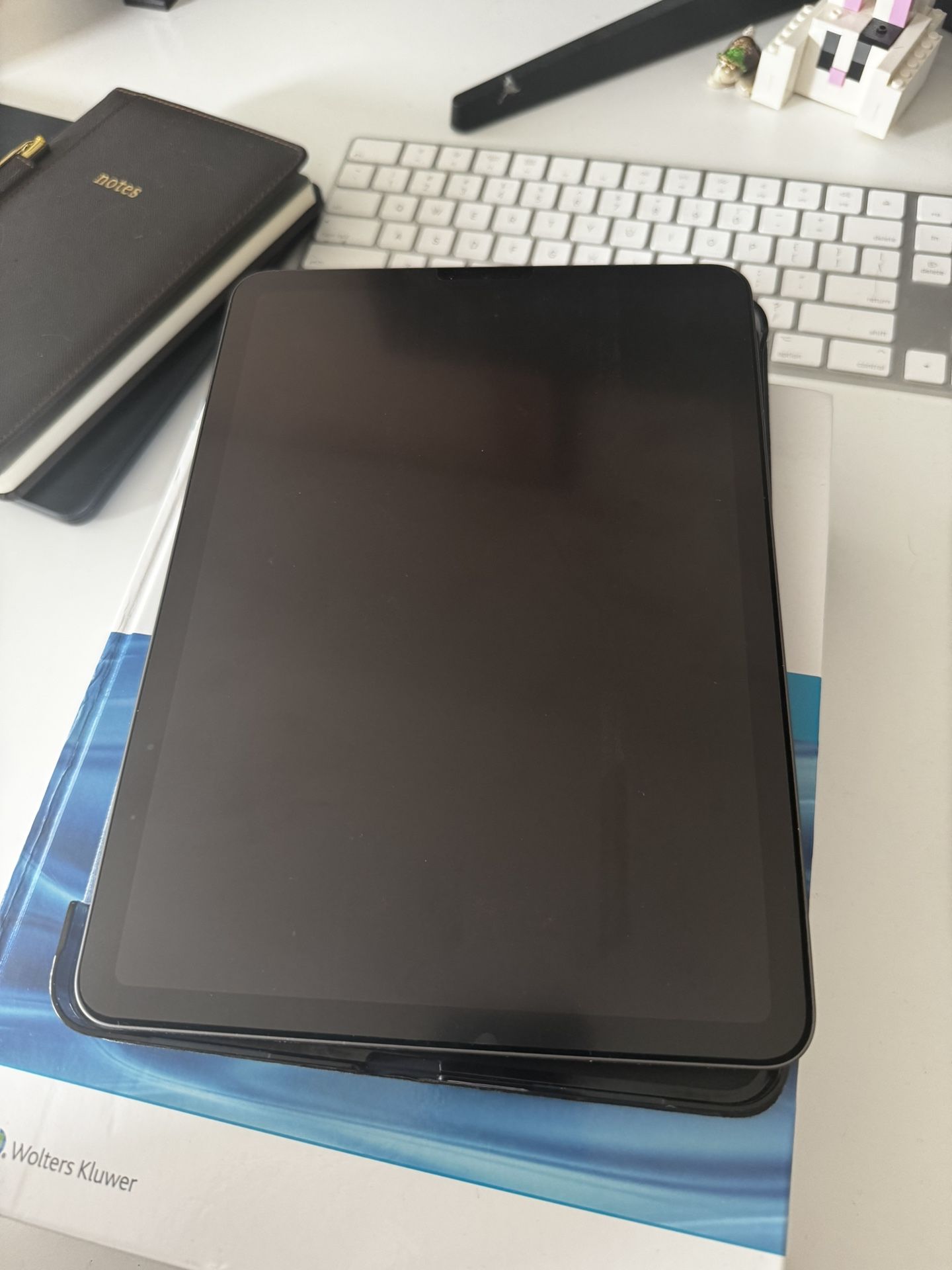 10.9 iPad Air 4th Generation
