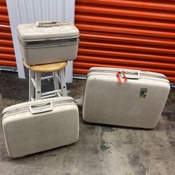 Vintage Samsonite Luggage Set