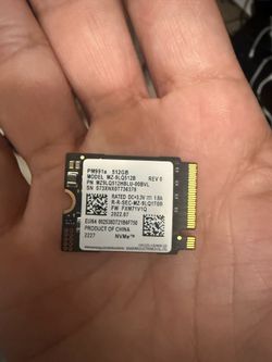 Compact M.2 512 gb memory