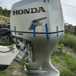 Honda 225 Hp 4 Stroke Motor 
