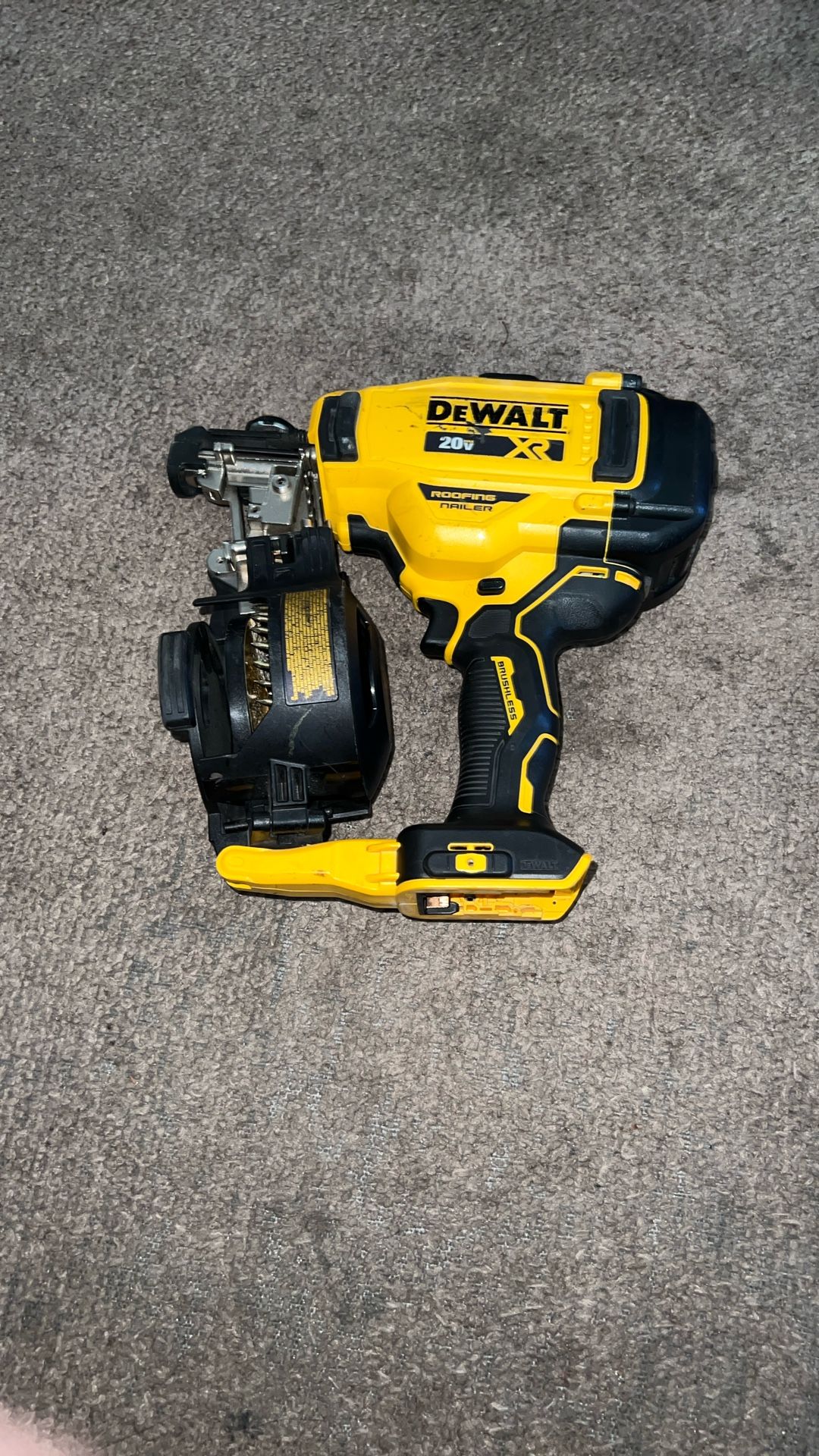 Dewalt 20v XR Brushless Roofing Nailer Used Tool Only 