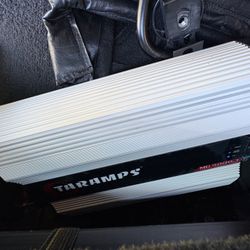 taramps 5000 watt amp