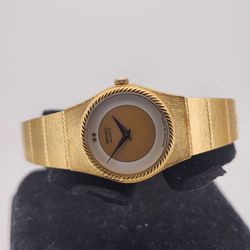 Vintage Seiko 2C20-0140 Gold Tone Ladies Quartz Dress Watch Textured Band