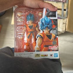 Goku Action Figure