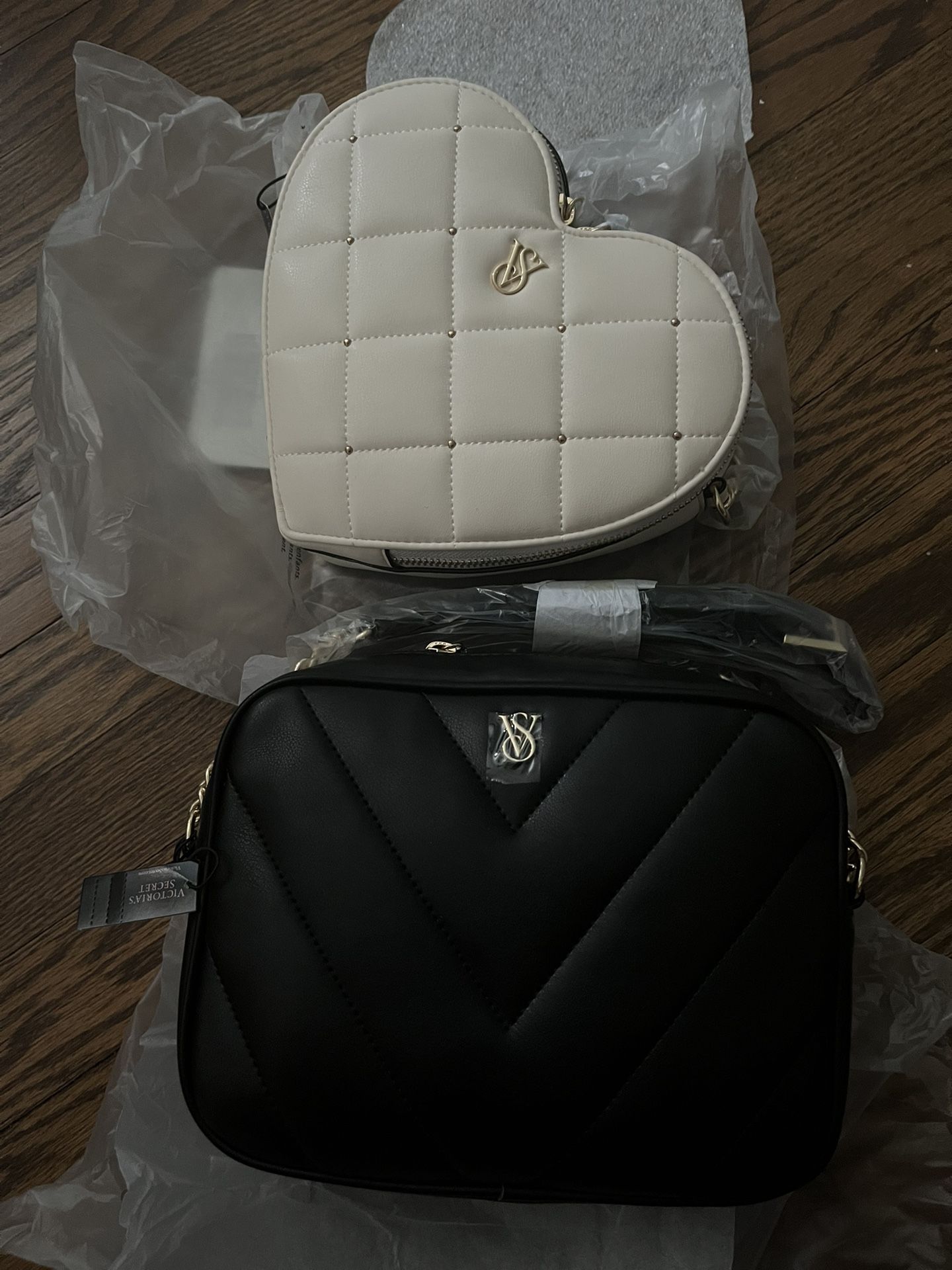 Net Victoria’s Secret Purse $35 Each