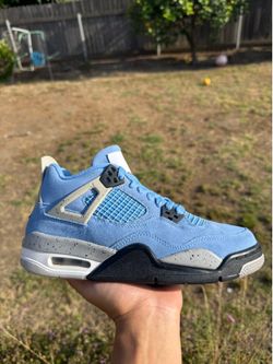 Jordan 4 Retro GS "University Blue"