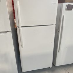 Frigidaire White 18 Cu. Ft. Top Freezer Refrigerator