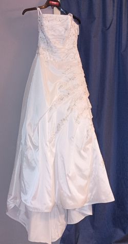 Wedding Dress Size 6