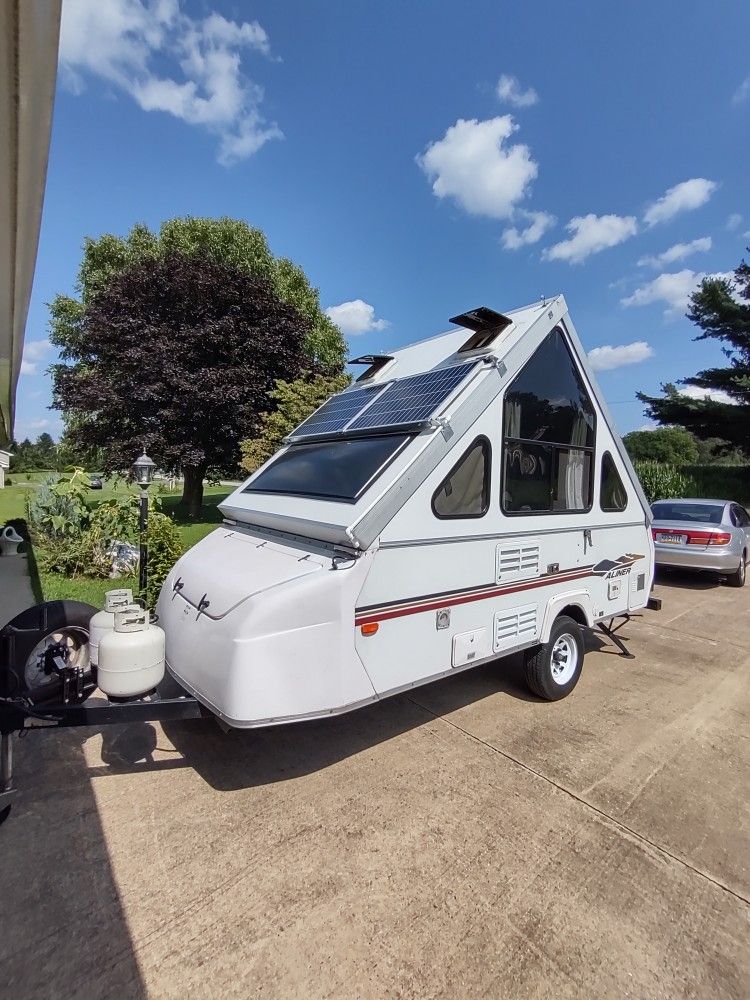 2004 Aliner Camper Trailer