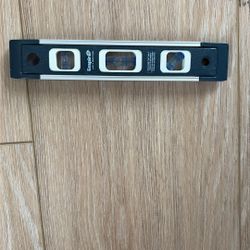 12” Torpedo level