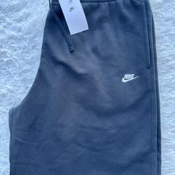 Nike Men Standard Fit Taper Leg Black Jogger Pants New Size xXL